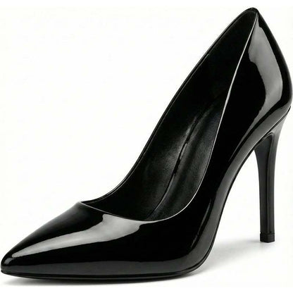 Beatrice Court Shoes in Black Patent