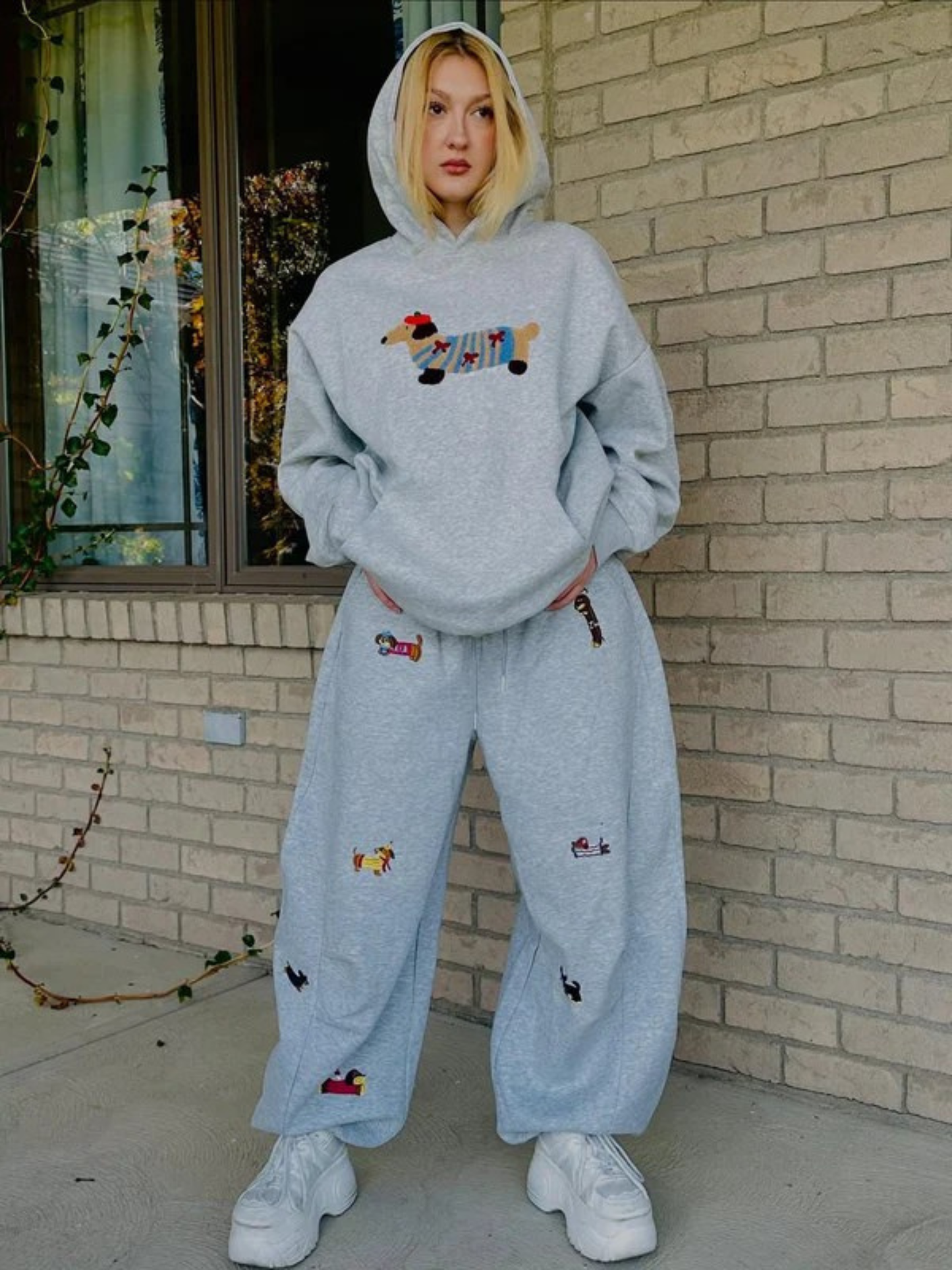 Amalfi Puppy-Embroidered Barrel Sweatpants